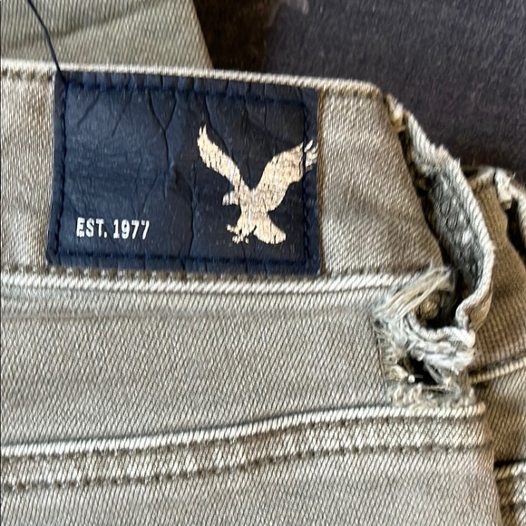 American Eagle Outfitters Olive Jegging Jeans Size 6 - Picture 2 of 4